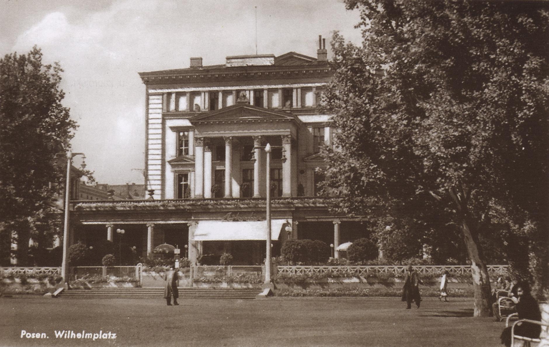 (1913-1918) Budynek Arkadii na placu Wilhelmowskim (obecnie Wolności).