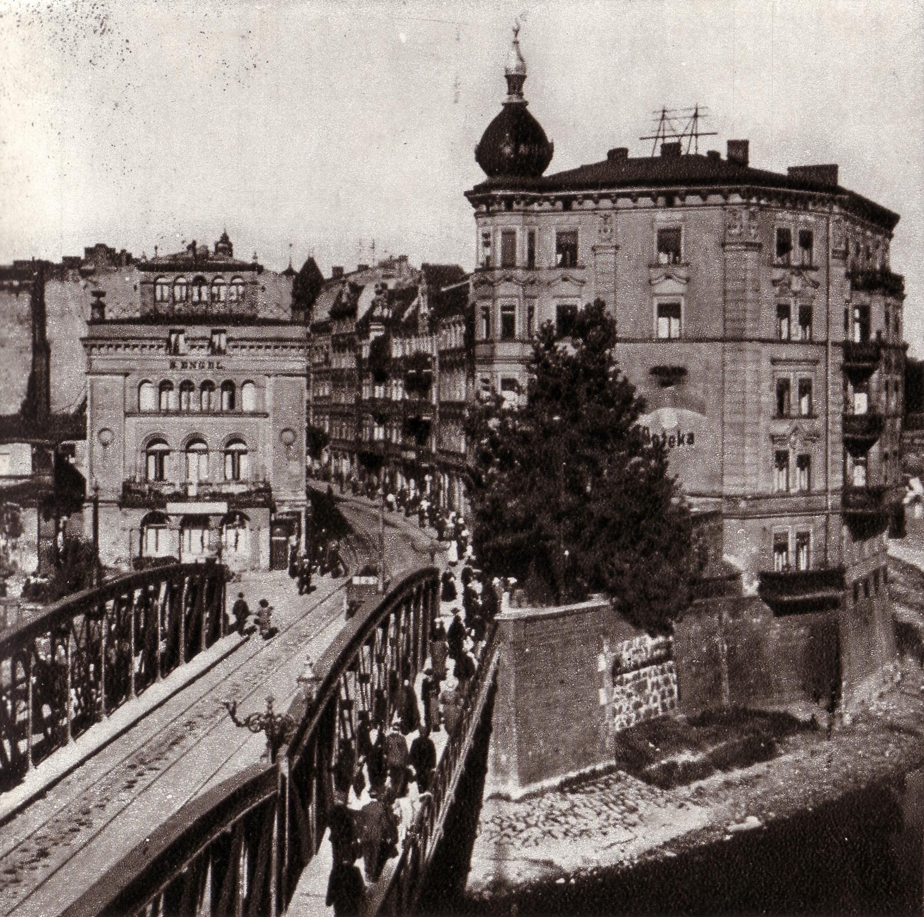 (1927) Most Chwaliszewski i zabudowania Chwaliszewa.