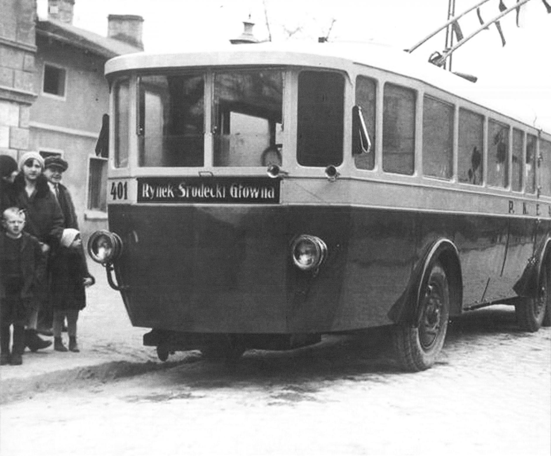 (1930-1939) Linia trolejbusowa na trasie Rynek Śródecki - Główna, otwarta 15 lutego 1930 r.