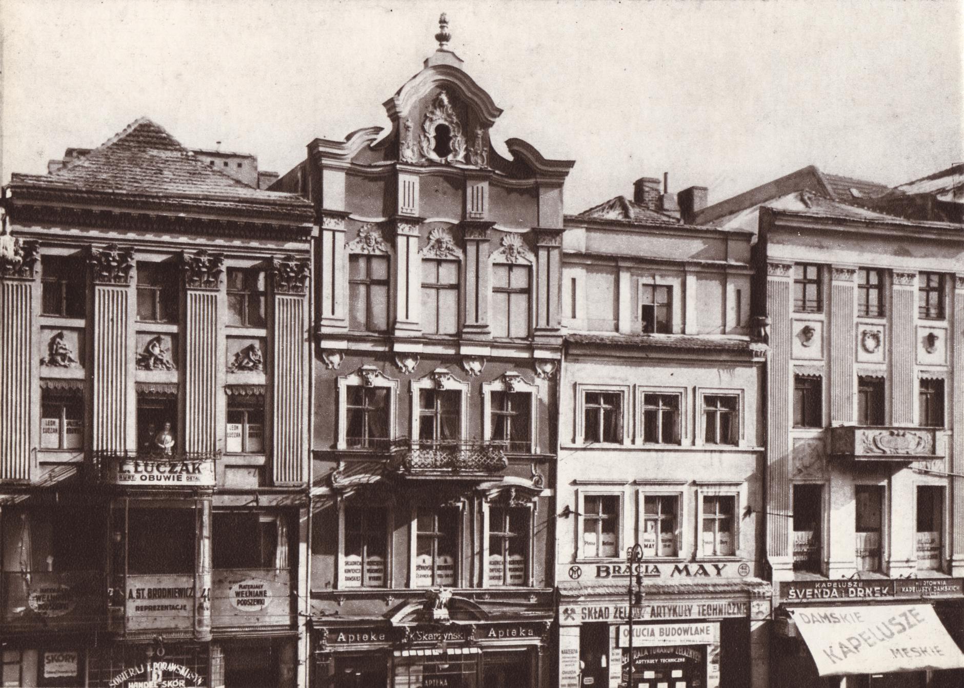 (1918-1939) Kamienice we wschodniej pierzei Starego Rynku.