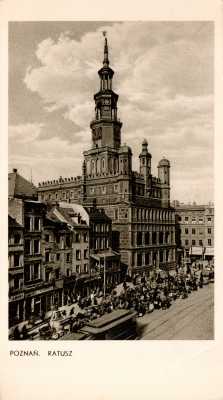 (1919-1939) Ratusz i domki budnicze. (obraz zamieszczony dzięki uprzejmości p. Wojciecha Burakowskiego)