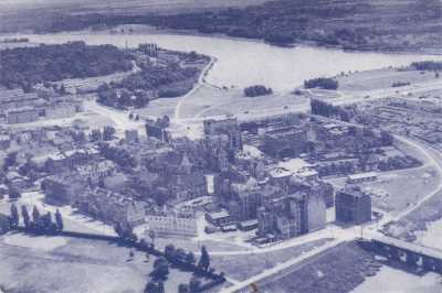 (1960-1966) Widok z lotu ptaka na Śródkę.