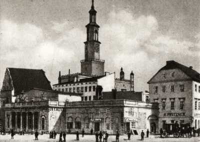 (1871) Stary Rynek z Ratuszem, Odwachem i budynkiem Wagi Miejskiej.