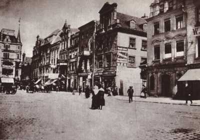 (1901-1910) Wschodnia pierzeja Starego Rynku.