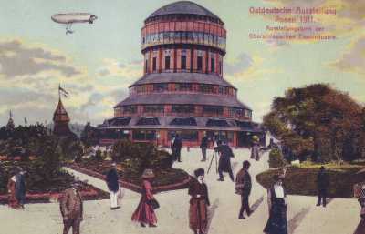 (1911) Wieża Górnośląska autorstwa Hansa Poelziga. Obecnie w jej miejscu stoi targowa Iglica. Została wybudowana na Wystawę Wschodnioniemiecką w 1911 roku. Wieża fascynowała między innymi twórców filmowych i można ją odnaleźć w filmie Metropolis, Fritza Langa. Była inspiracją dla jednego z wieżowców.